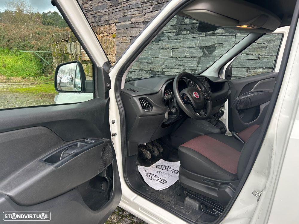 Fiat Doblo 1.6 Diesel 3 lugares Iva Dedutivel - 9