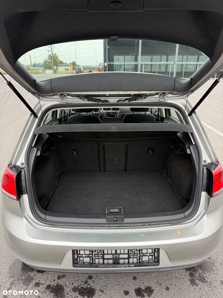 Volkswagen Golf VII 1.6 TDI BMT Comfortline - 11
