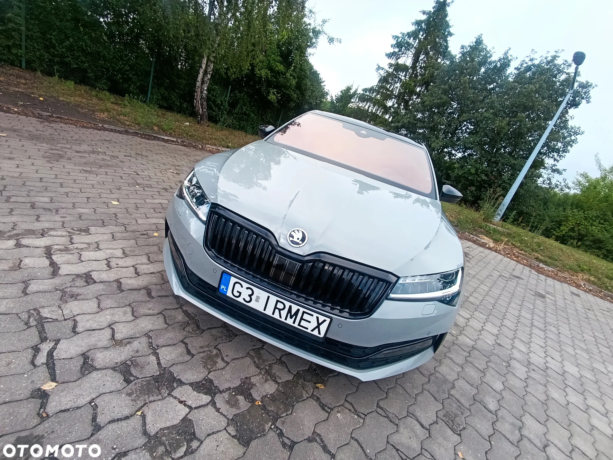 Skoda Superb 2.0 TDI SCR Sportline DSG - 32