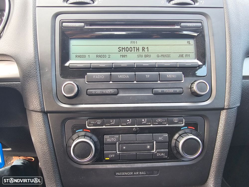 VW Golf 1.6 TDi Confortline - 14