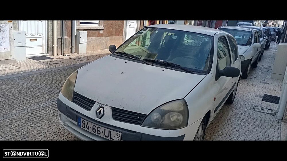 Renault Clio 1.5 dCi S - 2