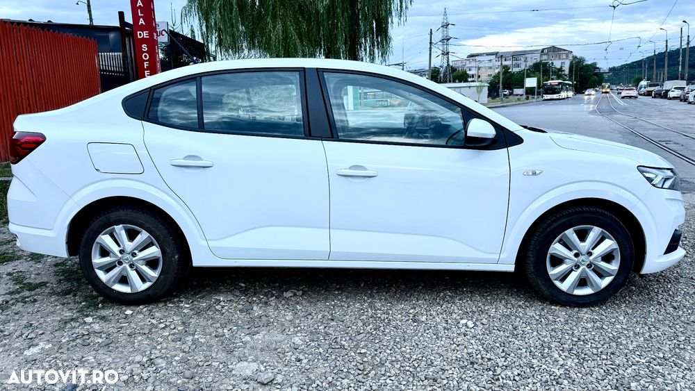 Dacia Logan TCe 90 MT5 Essential - 12
