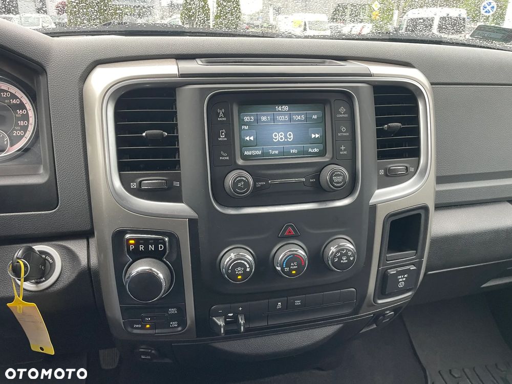 Dodge RAM - 24
