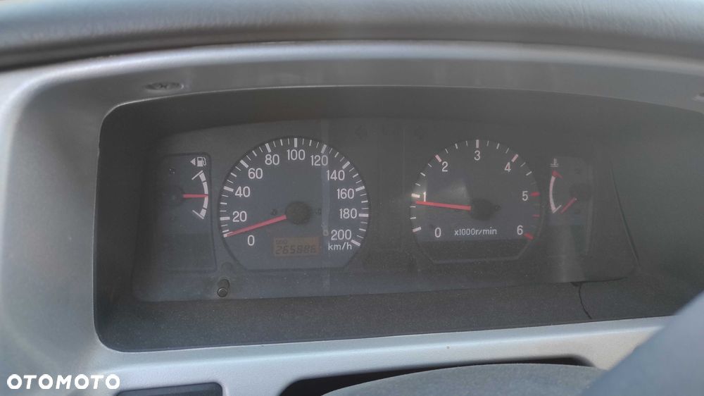 Mitsubishi Pajero Sport 2002 photo 4