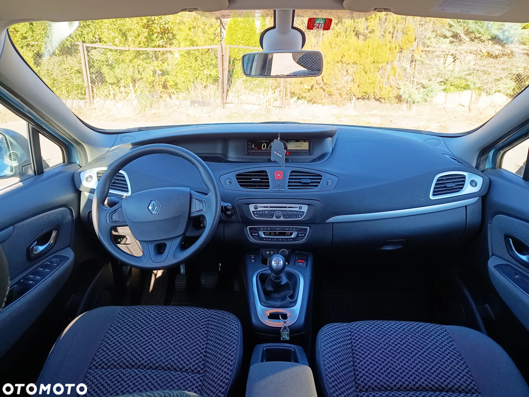 Renault Scenic - 12