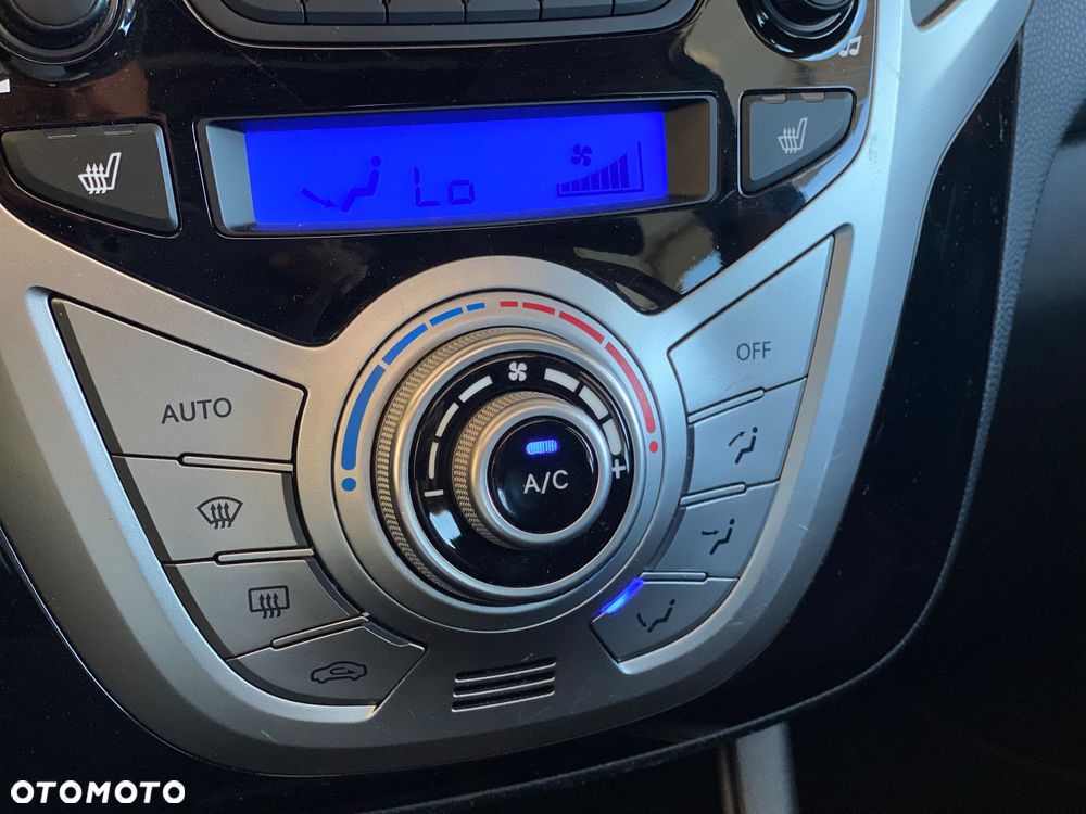 Hyundai ix20 1.6 blue YES Gold - 29