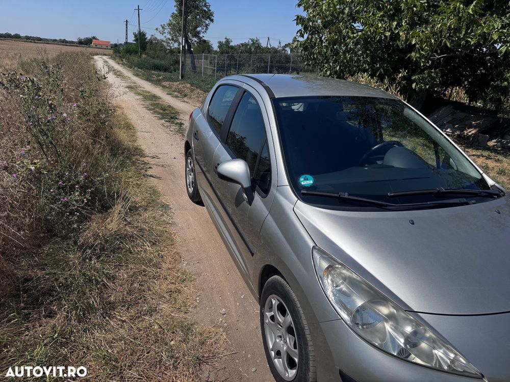 Peugeot 207 - 3