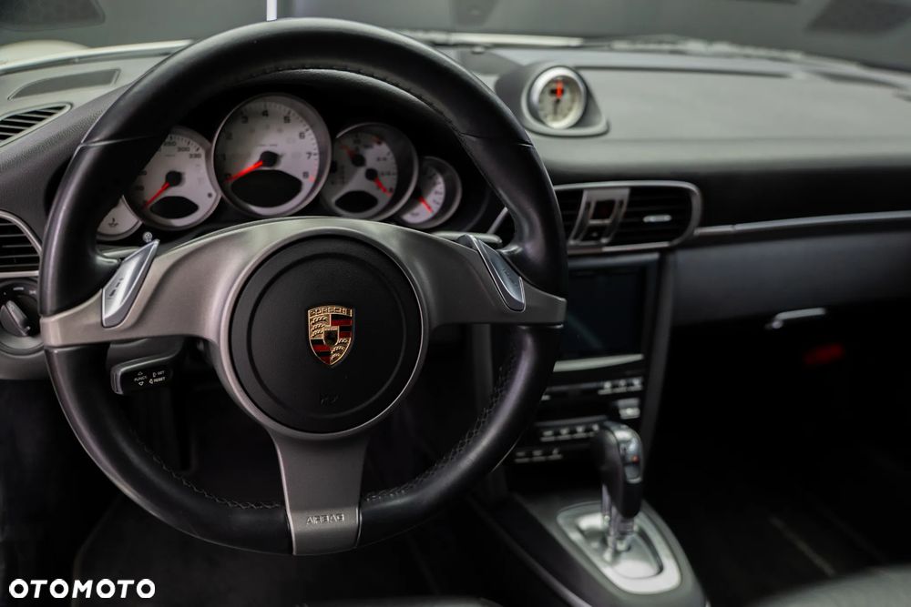 Porsche 911 Carrera S PDK - 14