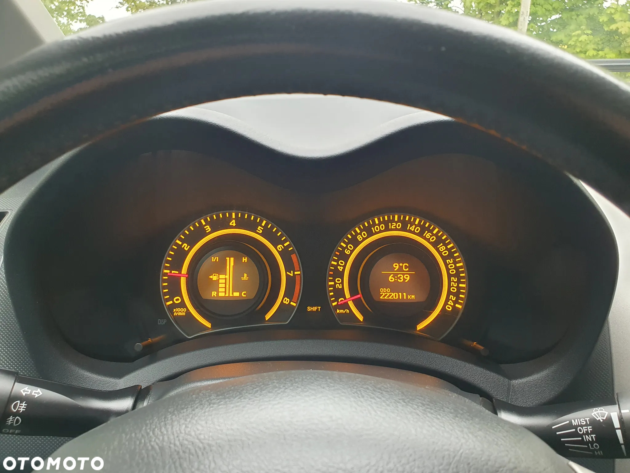 Toyota Auris 1.6 VVT-i Executive - 12