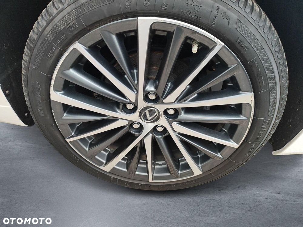 Lexus ES 300h Business Edition - 21