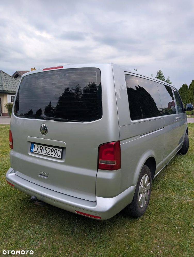 Volkswagen Caravelle - 3