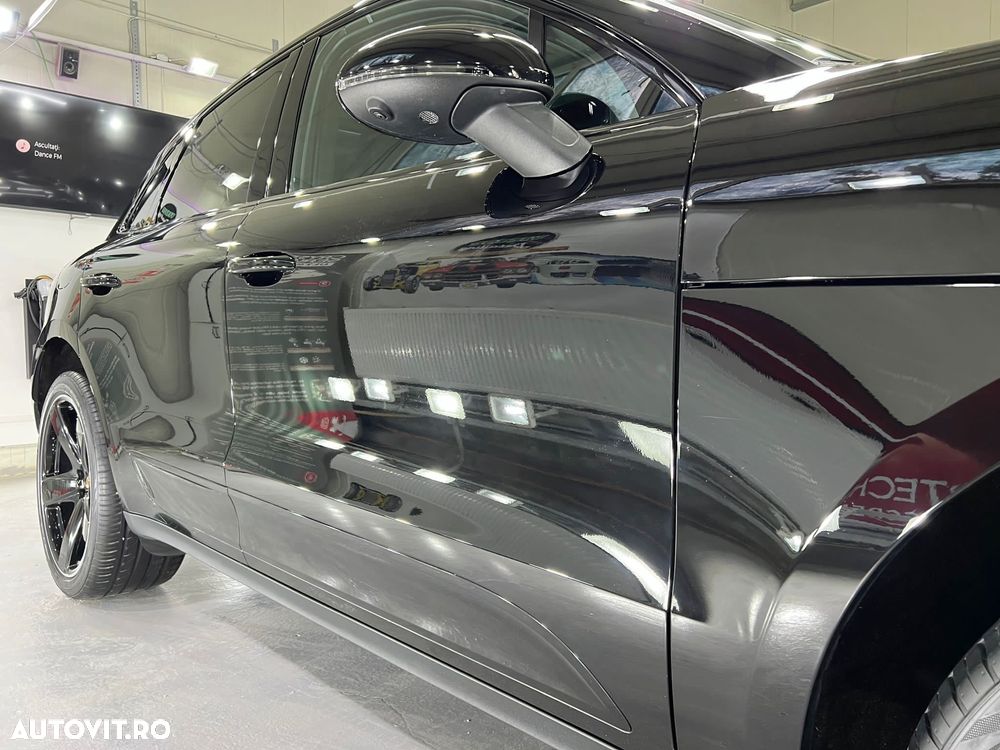 Porsche Macan - 6