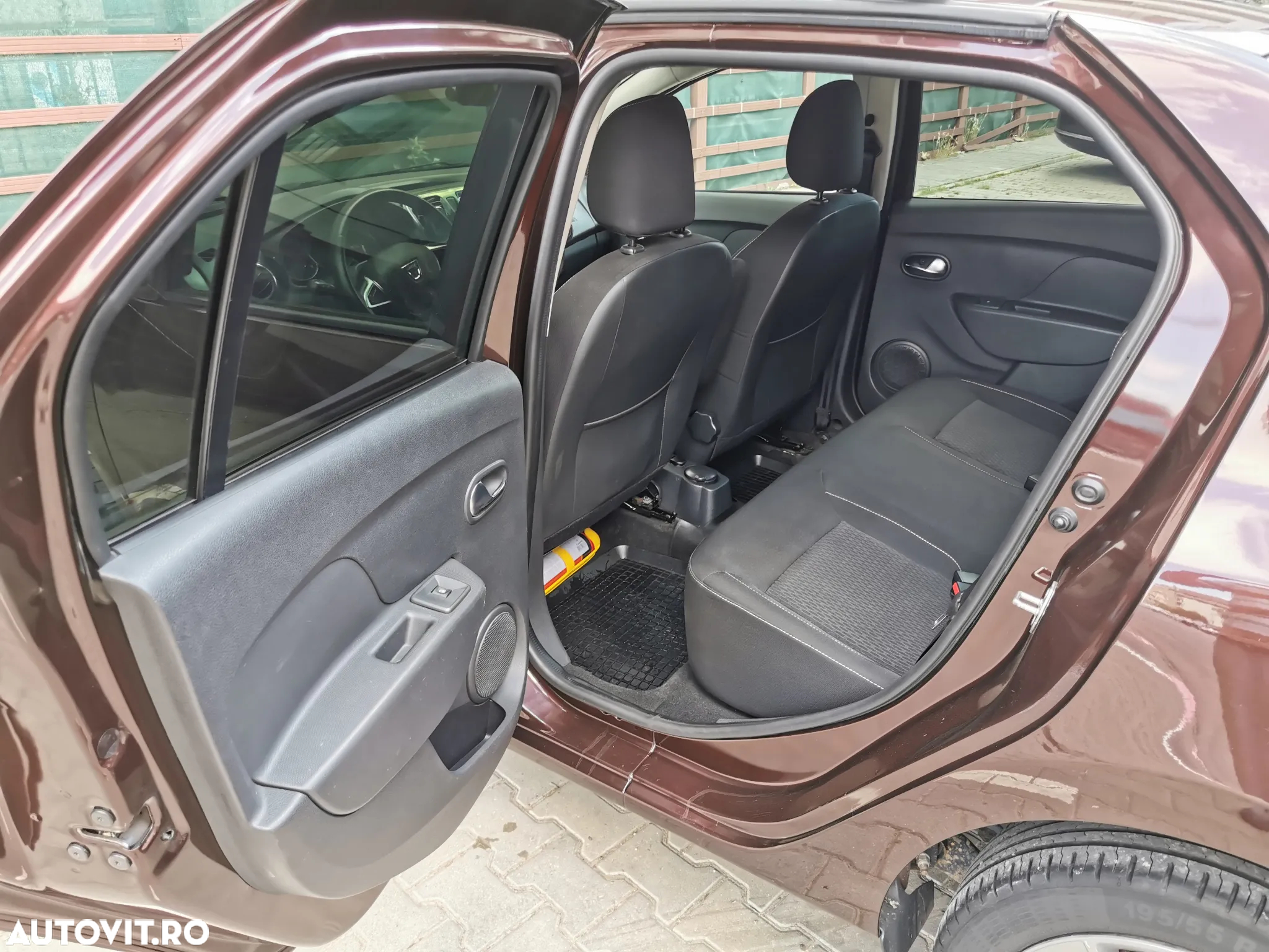 Dacia Logan 1.5 Blue dCi Prestige - 7