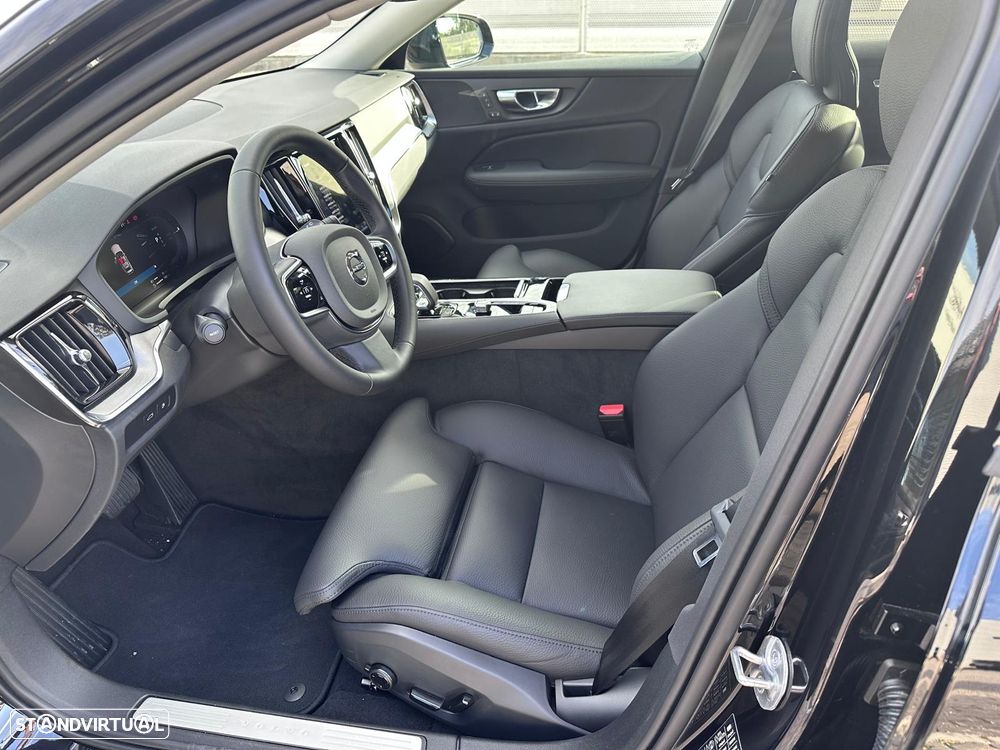 Volvo V60 2.0 T6 AWD TE Plus Dark - 10