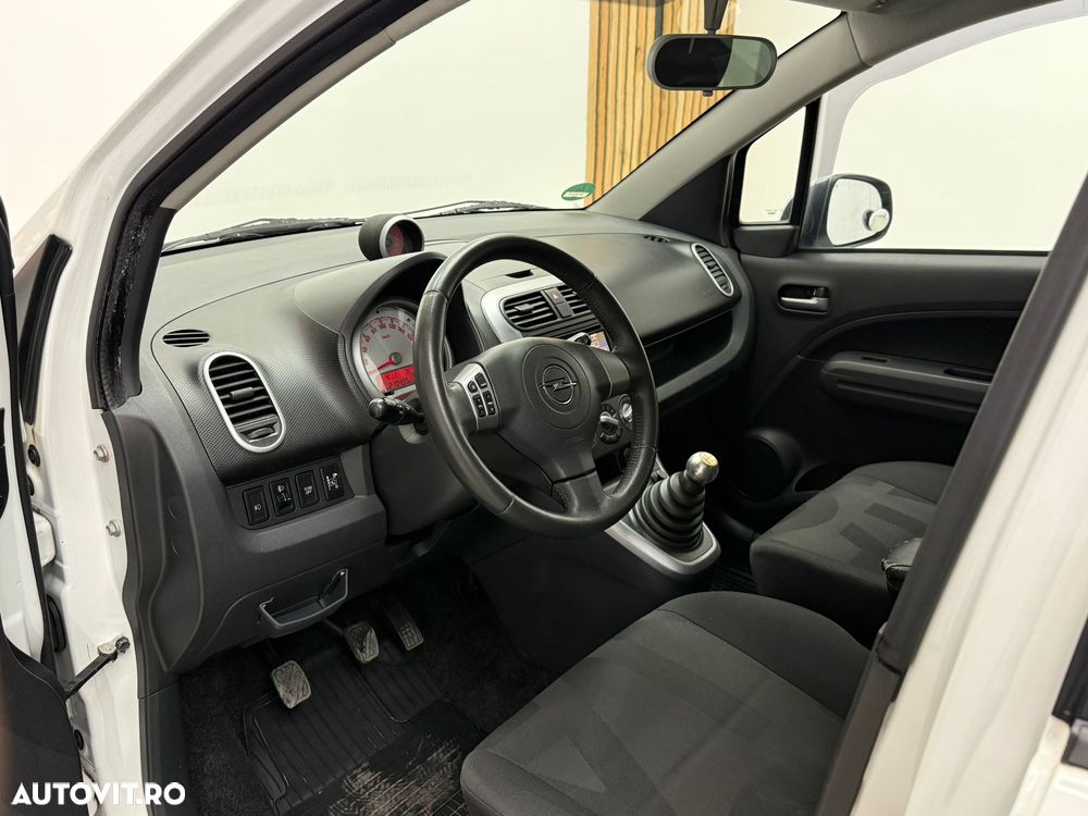 Opel Agila 1.0 - 6