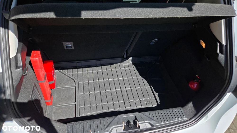 Ford Fiesta 1.0 EcoBoost SYNC Edition ASS - 23