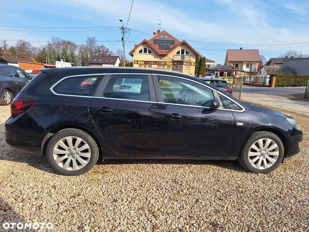 Opel Astra 2.0 CDTI DPF Start/Stop Innovation - 11