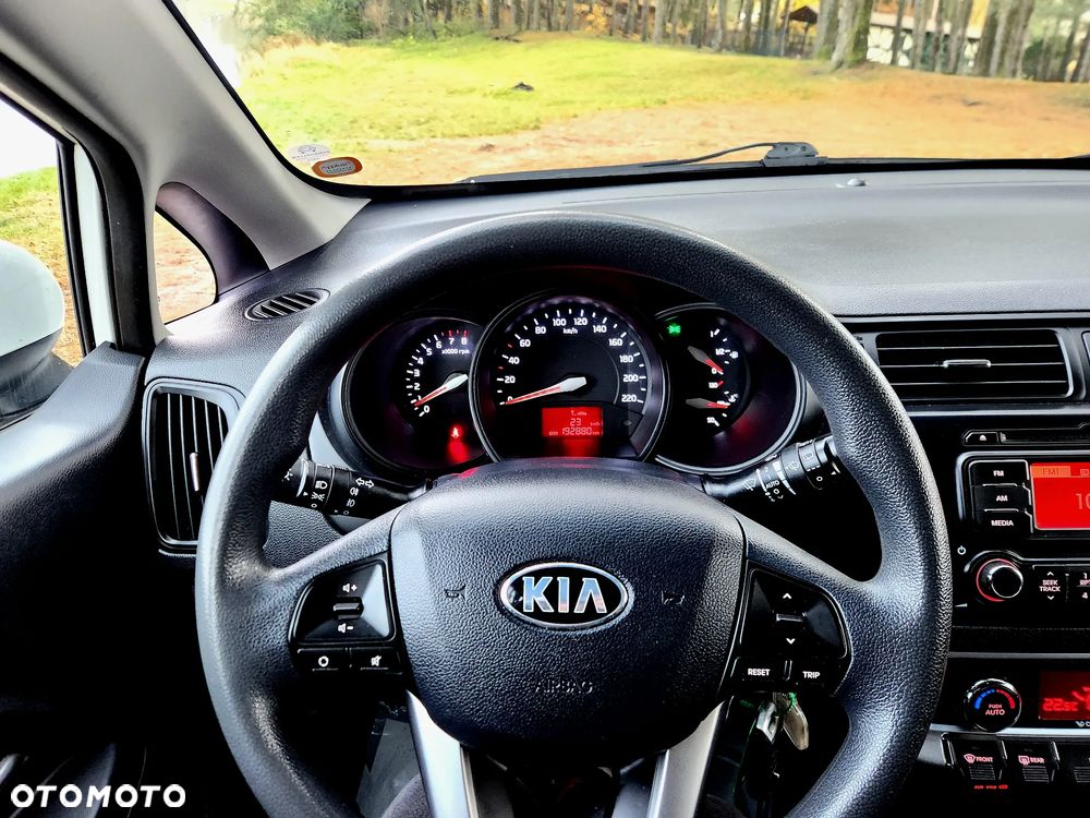 Kia Rio 1.4 Spirit - 7