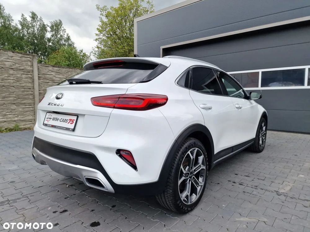 Kia XCeed 1.6 CRDi mHEV Prestige Line DCT - 13