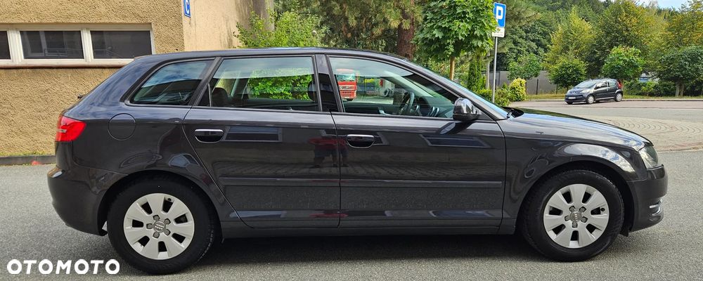 Audi A3 Sportback - 6