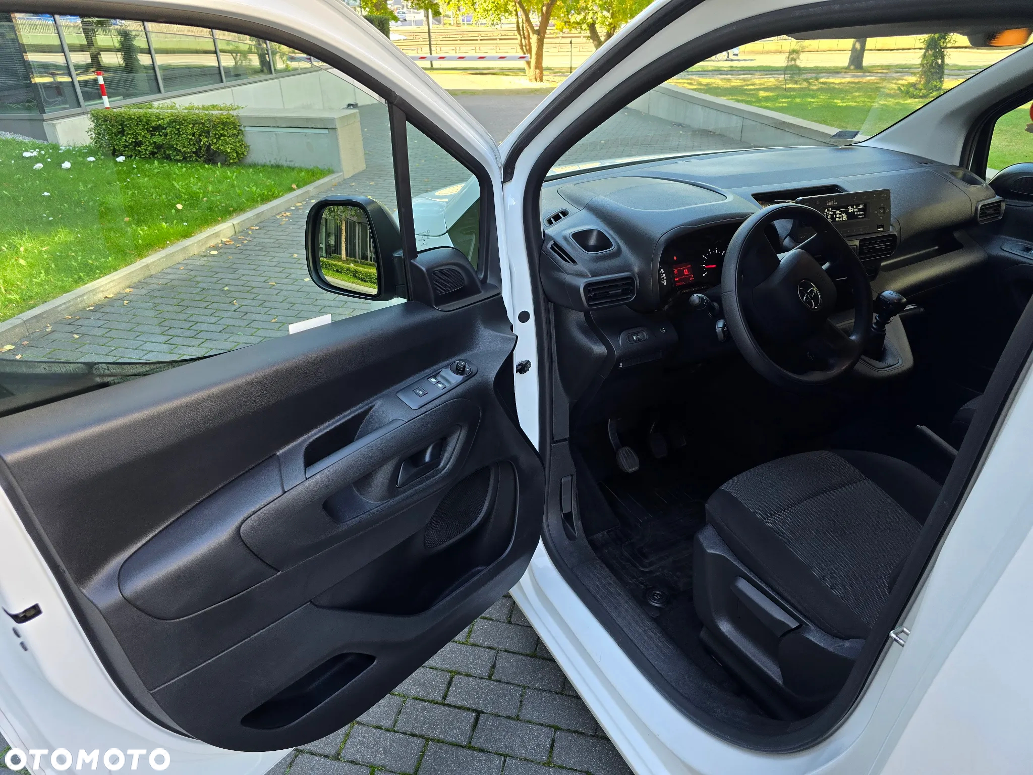 Toyota Proace City - 12