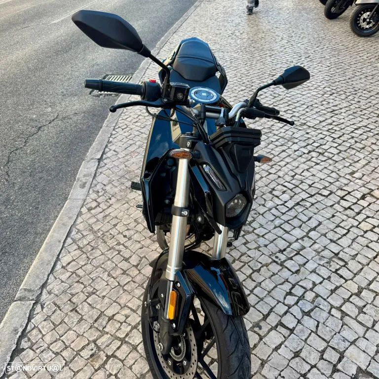 Voge 125R - 5