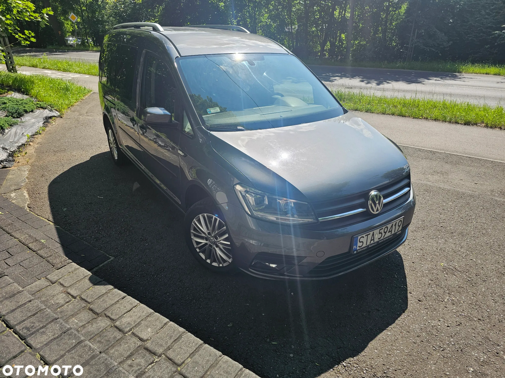 Volkswagen Caddy 1.4 TSI Comfortline DSG - 12