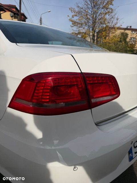 Volkswagen Passat - 9