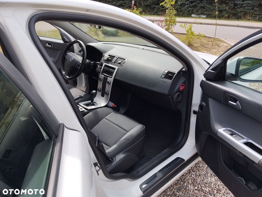 Volvo V50 - 4