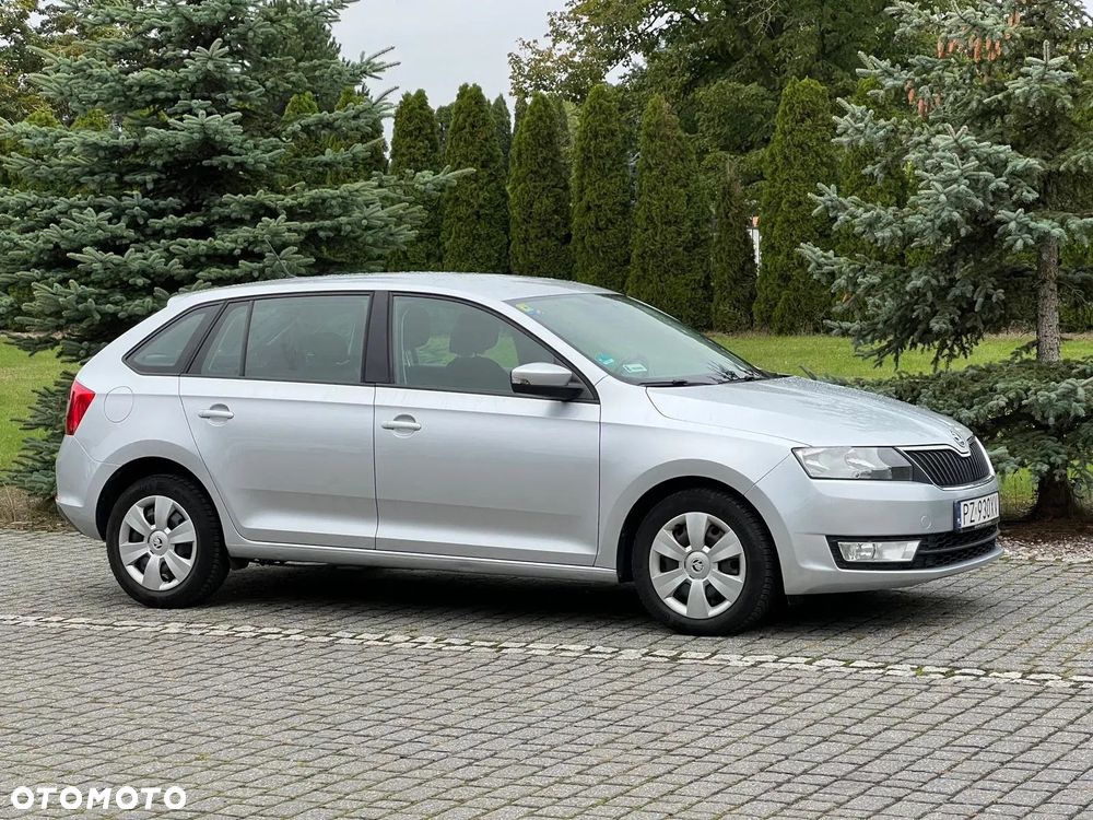 Skoda RAPID 1.4 TDI DPF Style DSG - 5