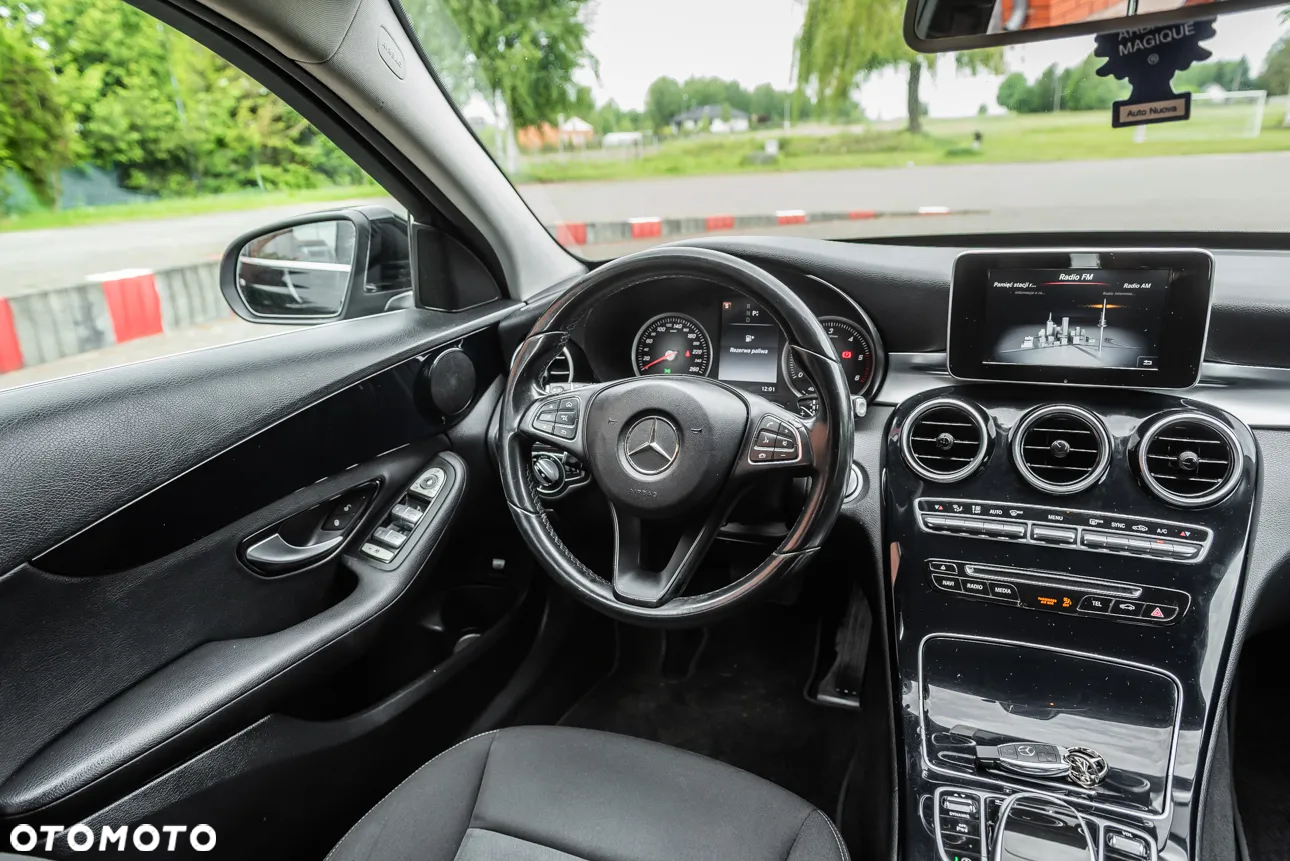 Mercedes-Benz Klasa C 180 (BlueTEC) d T 7G-TRONIC - 25