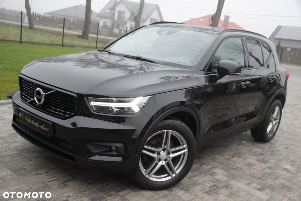 Volvo XC 40 D4 AWD Geartronic R-Design - 8