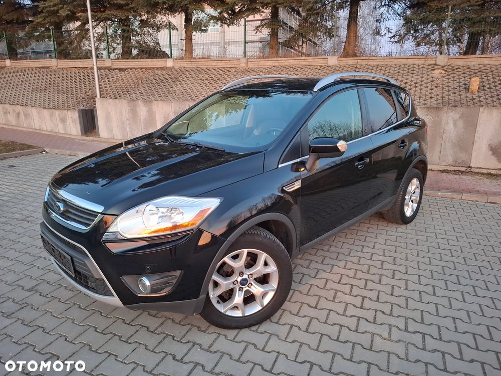 Ford Kuga 2.0 TDCi 2x4 Titanium - 3