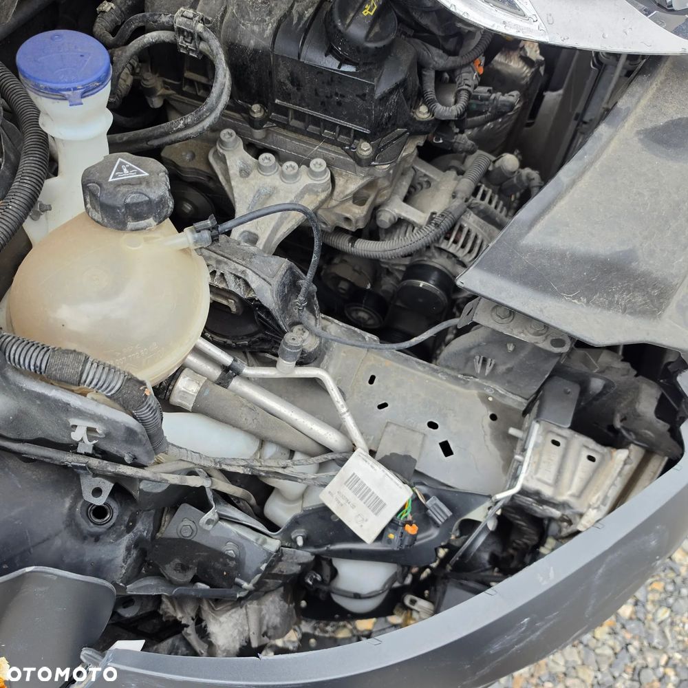 Peugeot 208 1.2 PureTech Style - 11