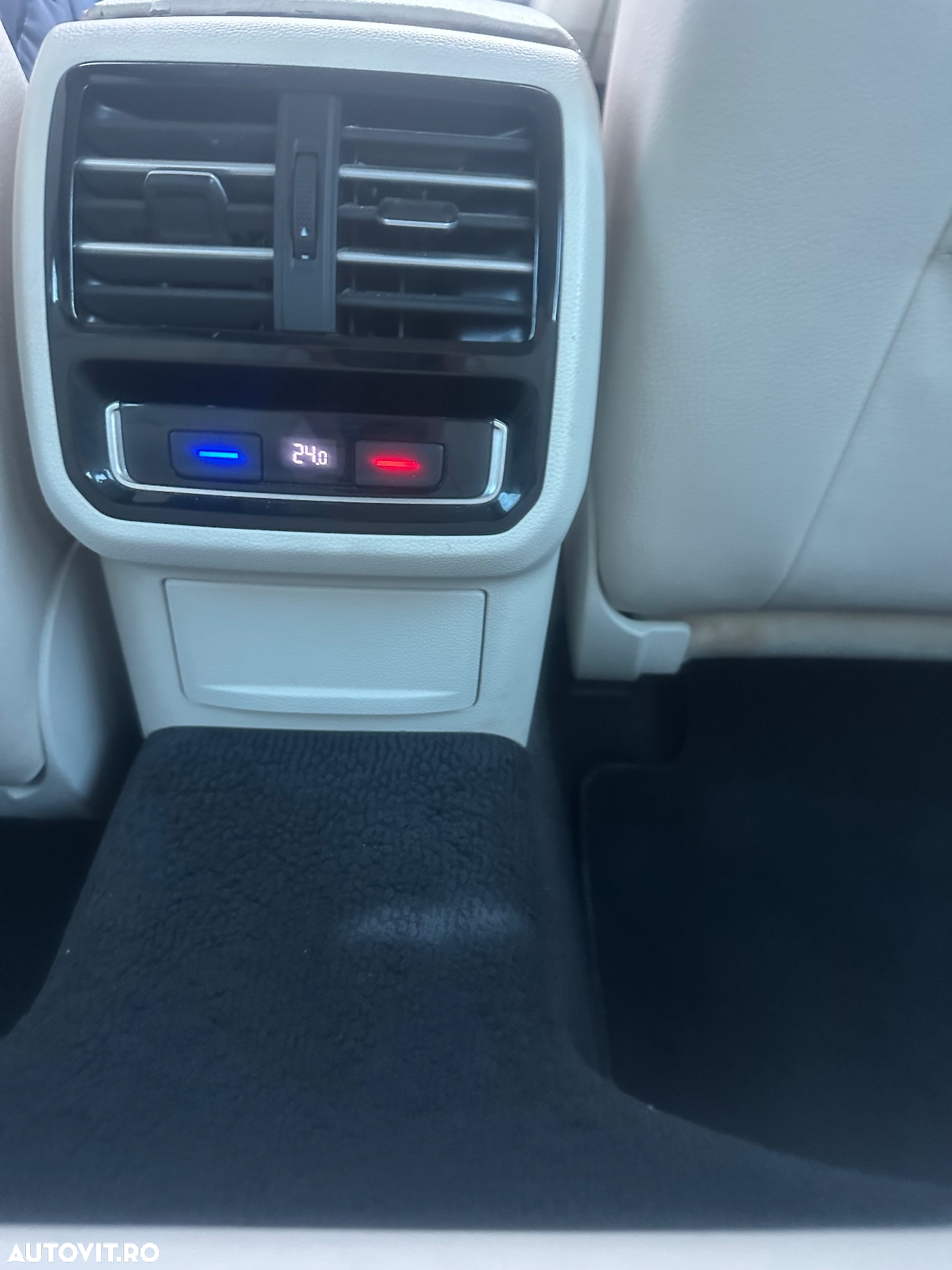 Volkswagen Passat Variant 2.0 TDI DSG (BlueMotion Technology) Highline - 15