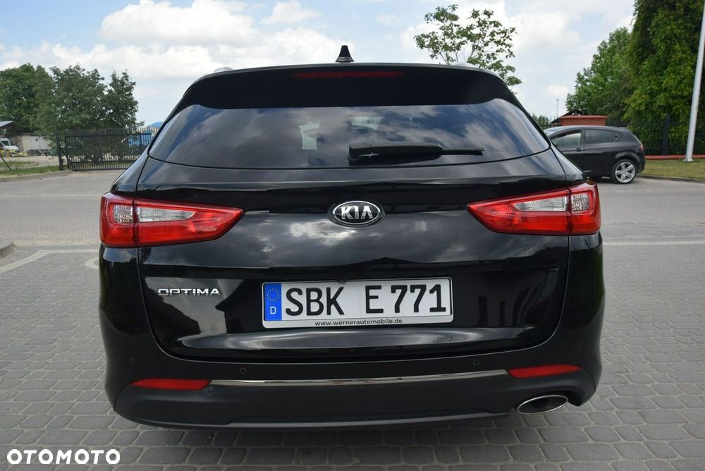 Kia Optima - 12