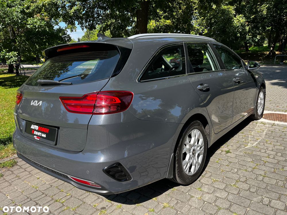 Kia Ceed 1.5 T-GDI M - 38