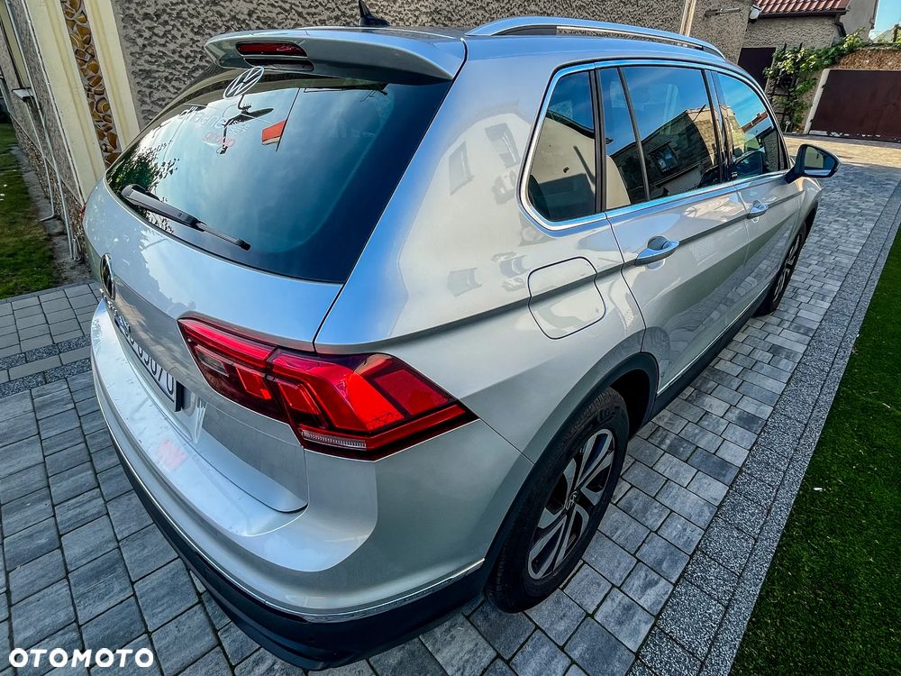 Volkswagen Tiguan - 11