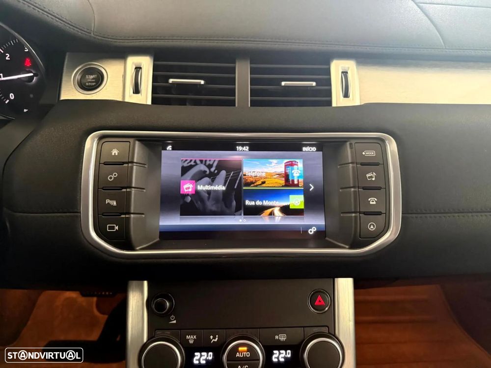 Land Rover Range Rover Evoque 2.0 D180 AWD HSE Auto - 24