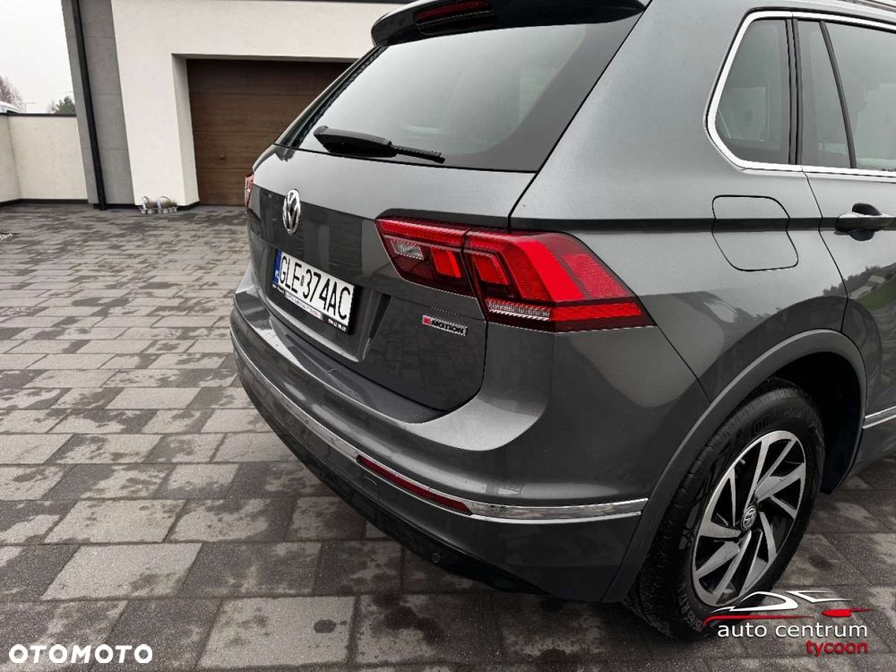 Volkswagen Tiguan - 24