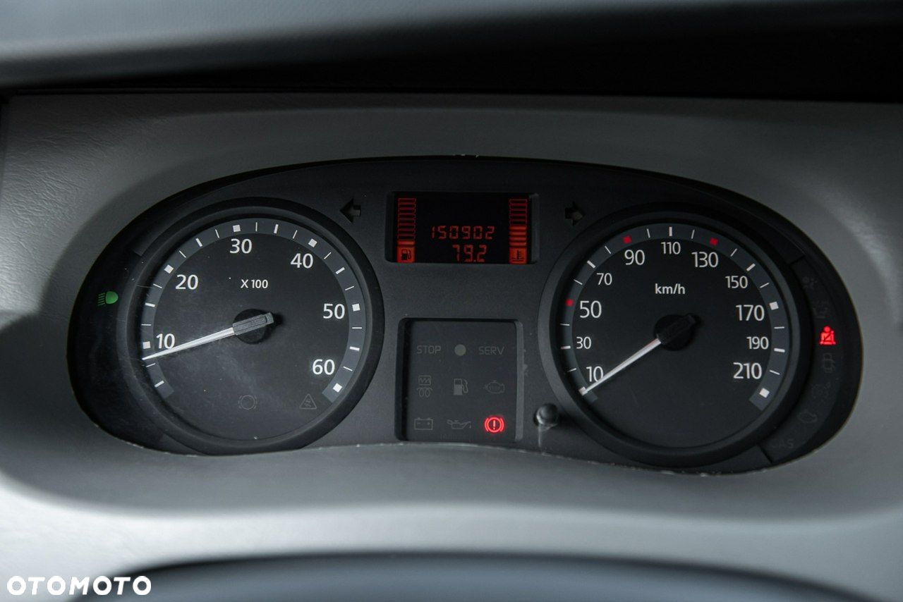 Renault Trafic - 22