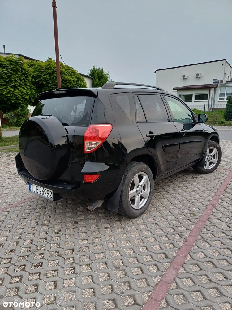 Toyota RAV4 - 12