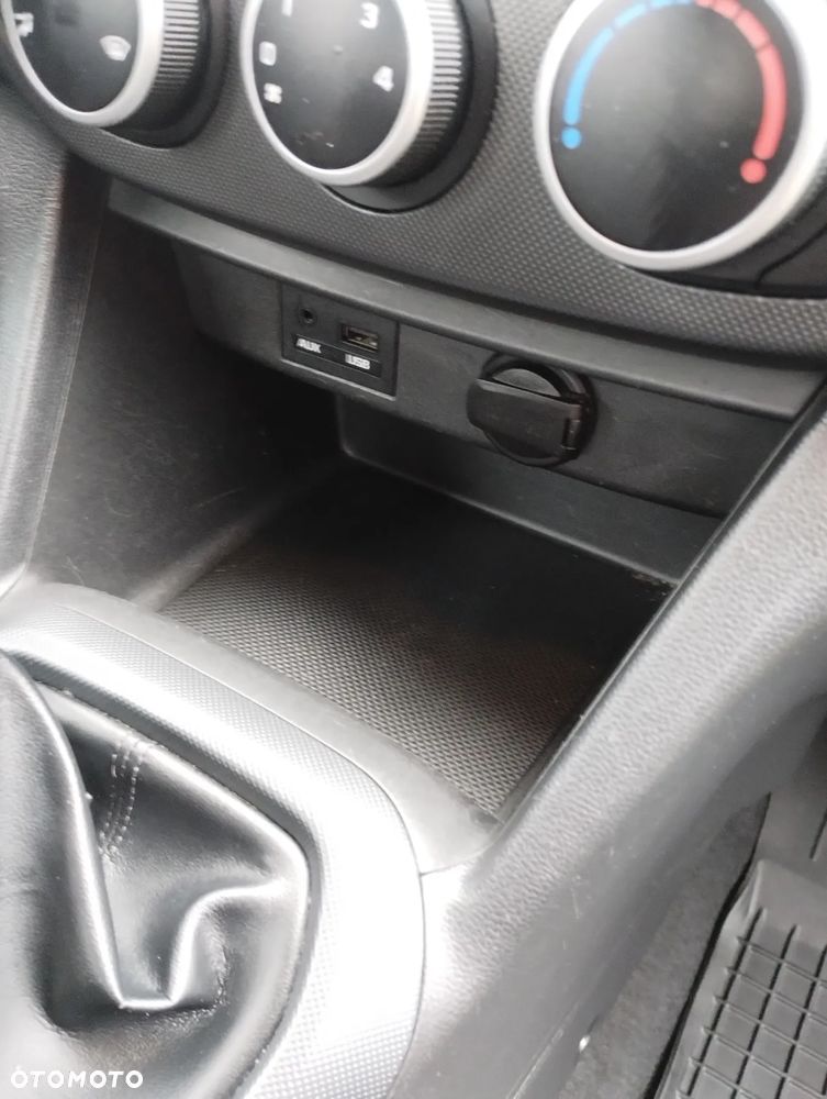 Hyundai i10 1.0 - 18