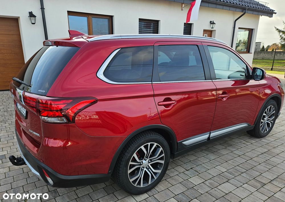 Mitsubishi Outlander 2.0 Intense Comfort 4WD CVT - 26