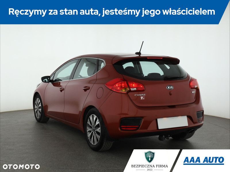 Kia Ceed - 6