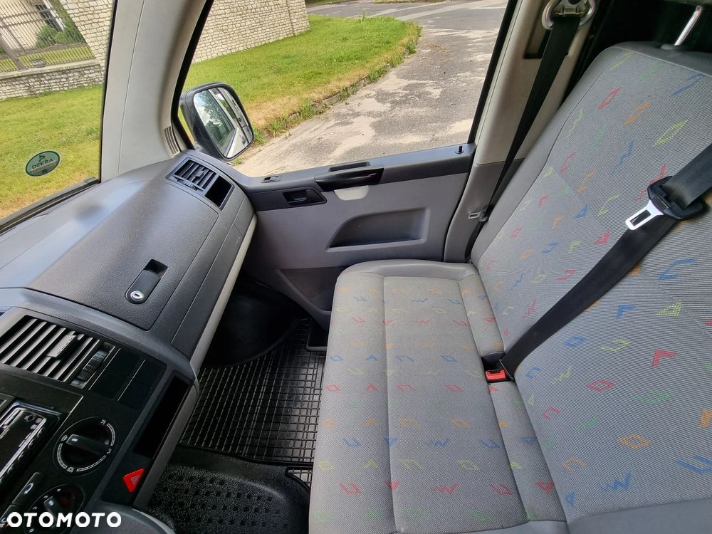 Volkswagen T5 - 29