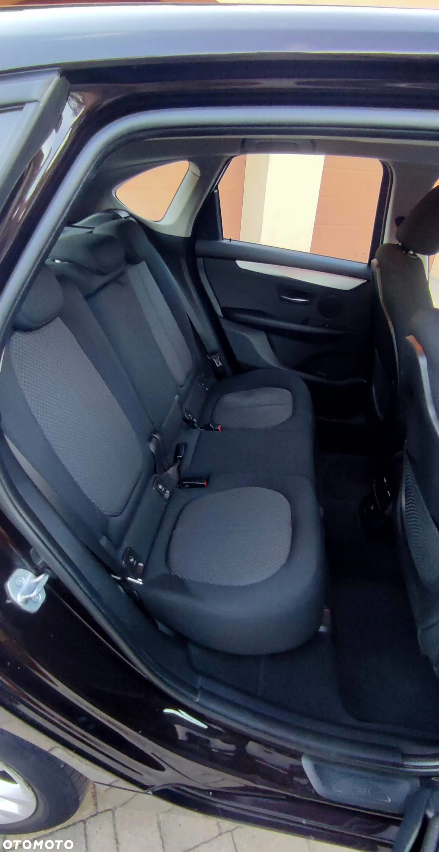 BMW Seria 2 218i - 8