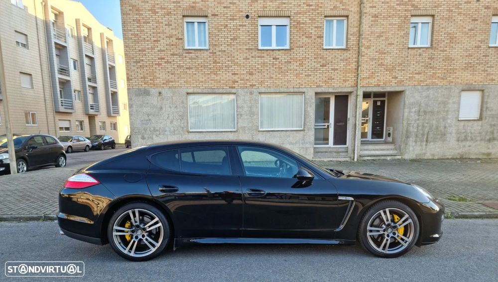 Porsche Panamera 3.0 V6 - 3