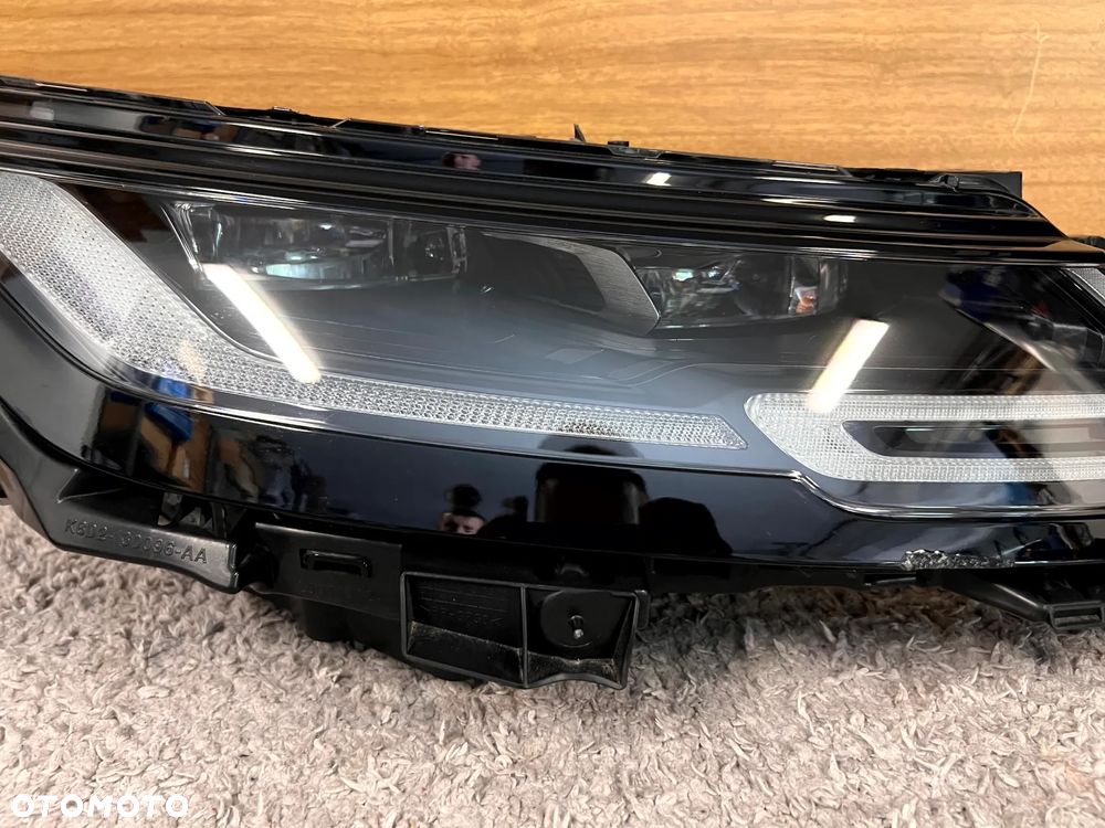 RANGE ROVER EVOQUE II L551 LAMPA PRAWY PRZÓD PRAWA PRZDENIA USZKODZONA M8D2-13W029-EA EUROPA - 3