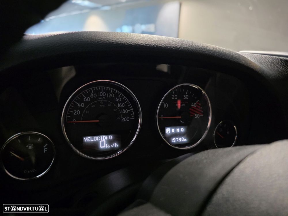 Jeep Wrangler Unlimited 2.8 CRD Recon AT - 19